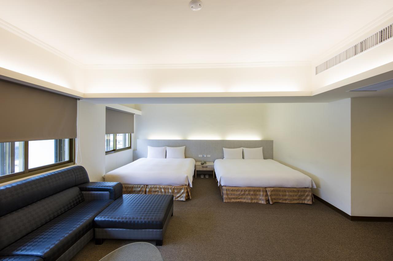 Ful Won Hotel Taichung Exterior foto